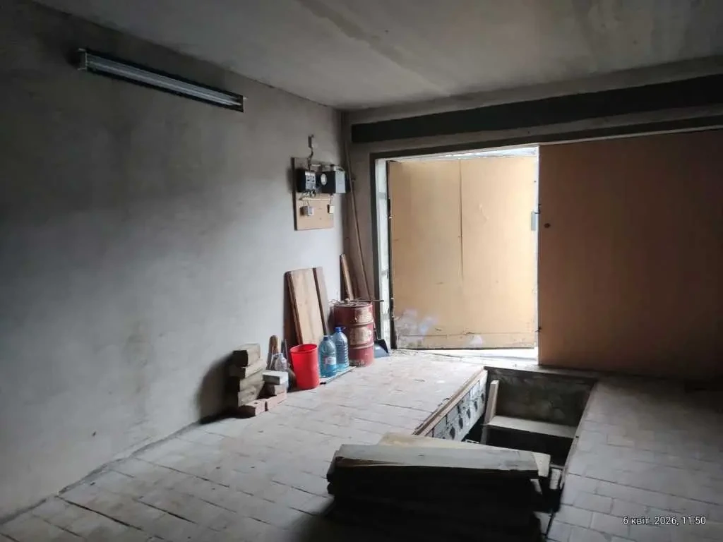 окремий гараж Київ, Деснянський, Миколи Закревського 93 10