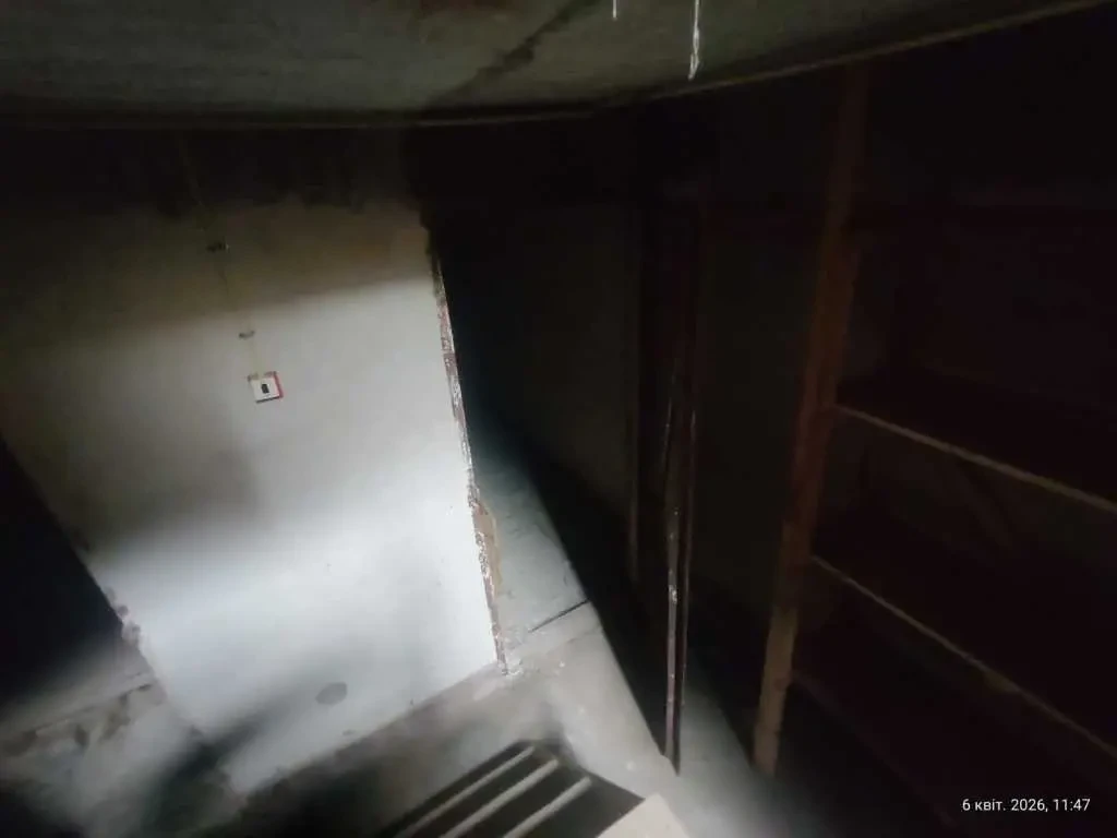 окремий гараж Київ, Деснянський, Миколи Закревського 93 23