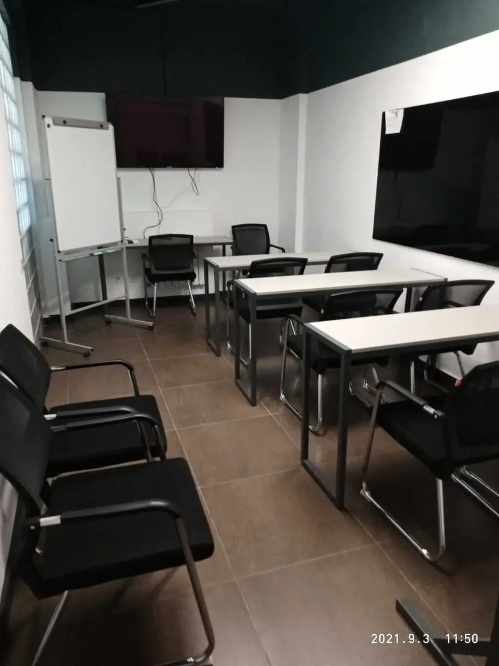 офісне приміщення Київ, Дніпровський, Євгена Сверстюка 11б 4