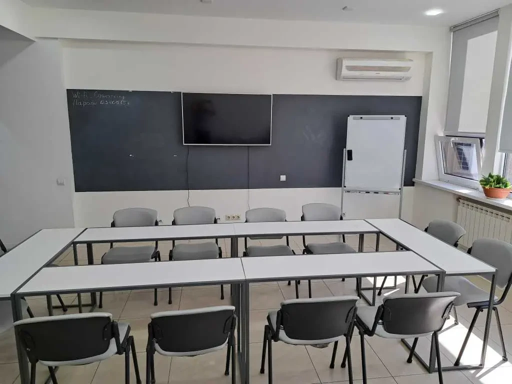 офісне приміщення Київ, Дніпровський, Євгена Сверстюка 11б 2