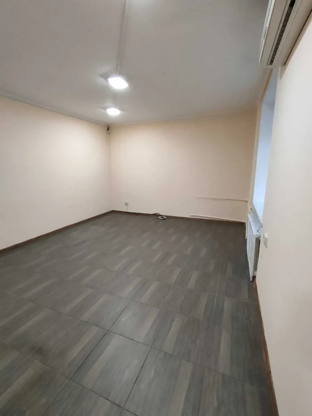 офісна будівля Київ, Шевченківський, Прорізна 3