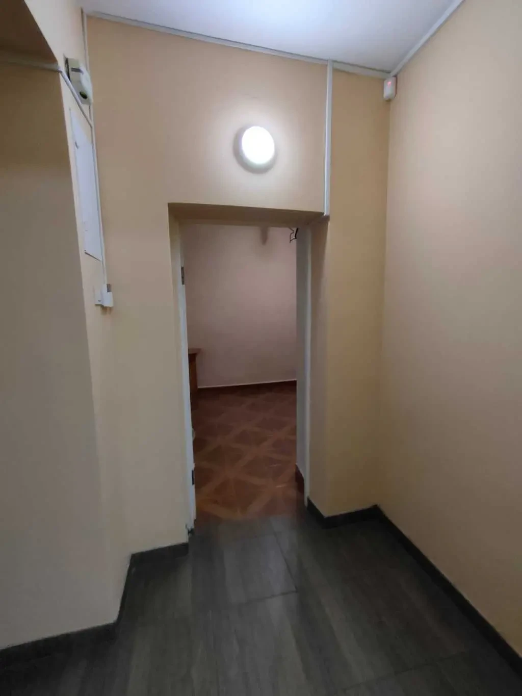 офісна будівля Київ, Шевченківський, Прорізна 3 9