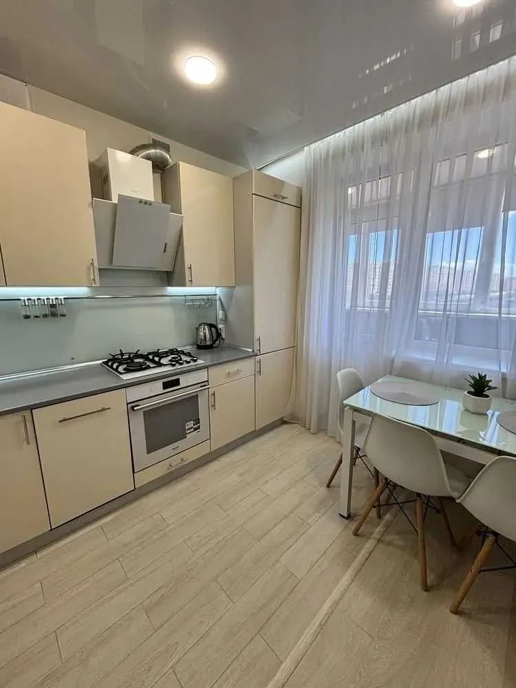 1-к квартира Бучанський, Софіївська Борщагівка, Боголюбова 5