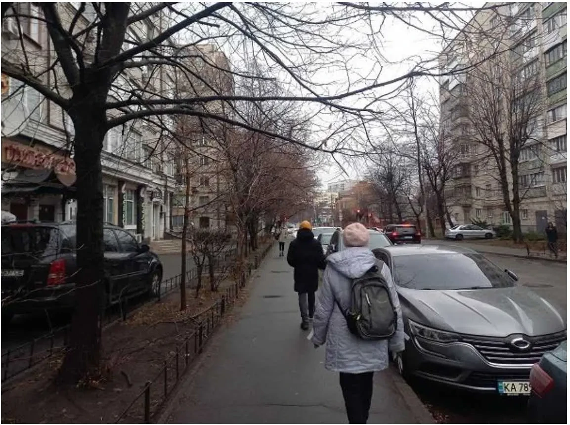 торгові площі Київ, Солом`янський, Андрія Головка 12 2