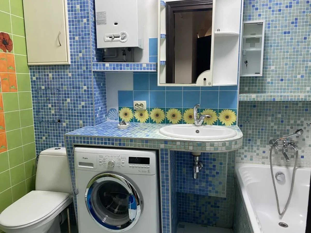 3-к квартира Київ, Шевченківський, Мельникова 6 9