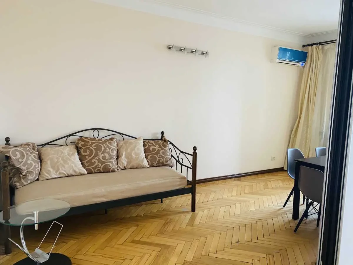 3-к квартира Київ, Шевченківський, Мельникова 6 4