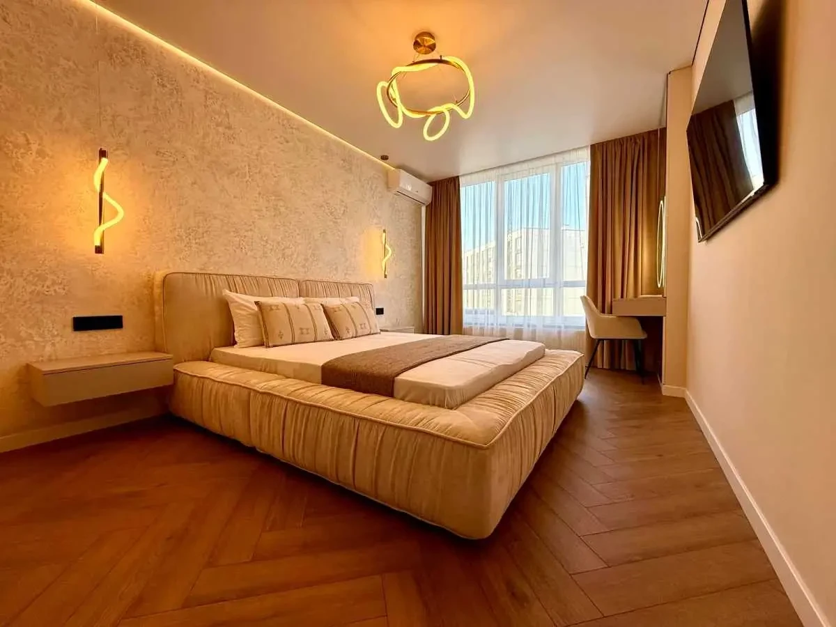 3-к квартира Київ, Голосіївський, Михайла Максимовича 24г 8