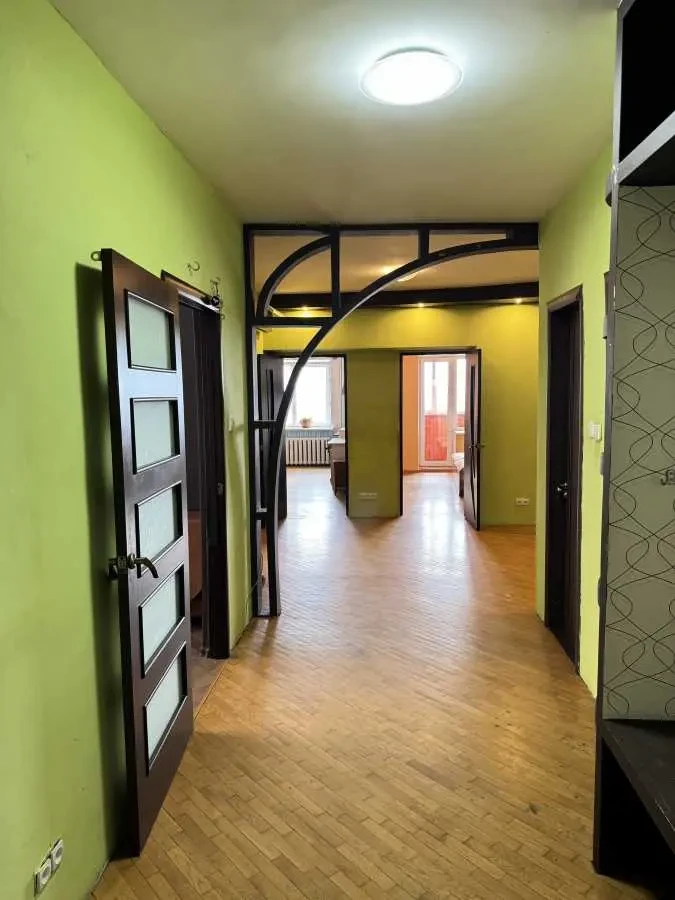 2-к квартира Броварський, Бровари, Незалежності 17 6