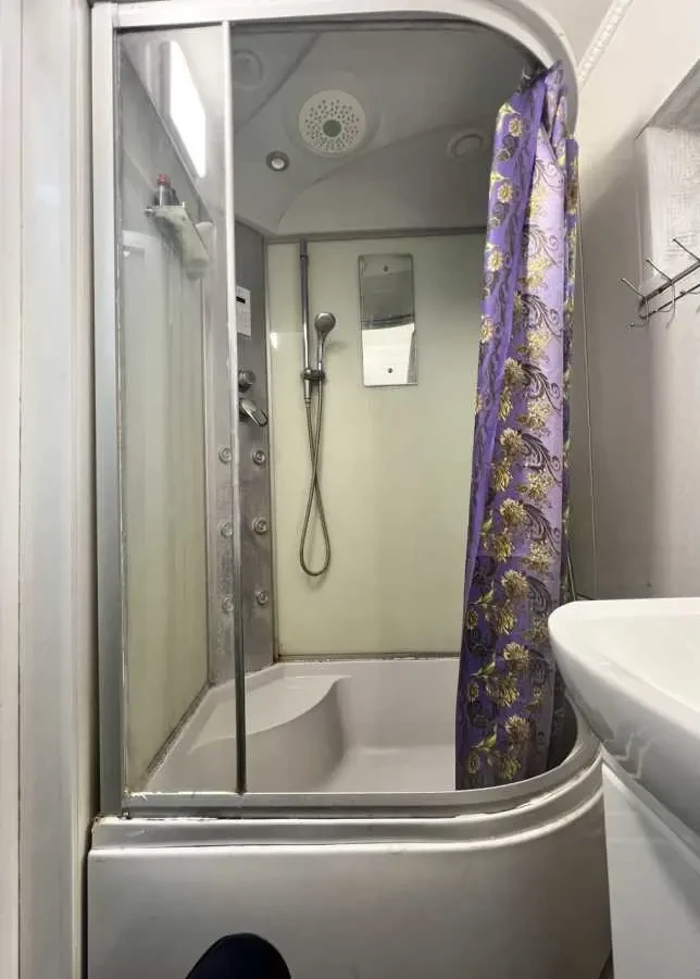 6-к будинок Фастівський, Фастів, Лянгасова 72 6