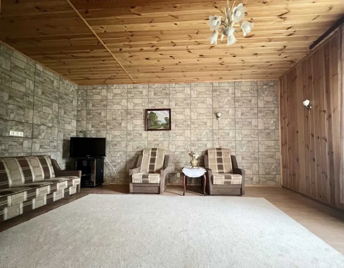 3-к будинок Бучанський, Неграші, Ватутіна 27 5