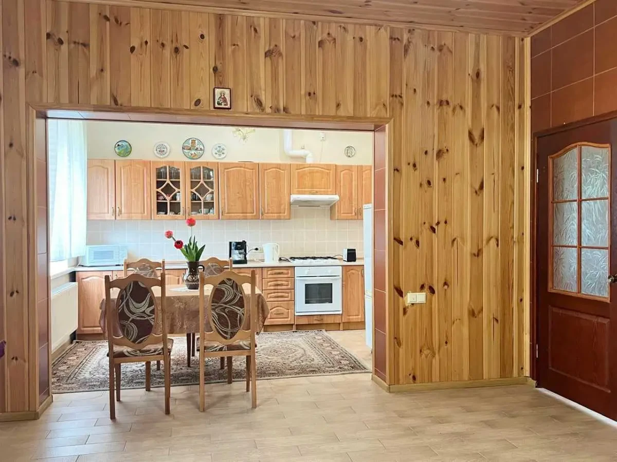 3-к будинок Бучанський, Неграші, Ватутіна 27 4