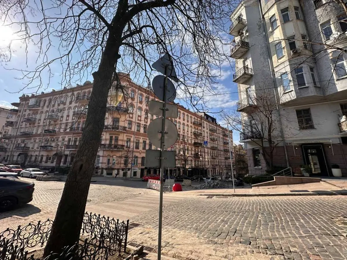 9-к квартира Київ, Печерський, Ольгинська 2/1 2