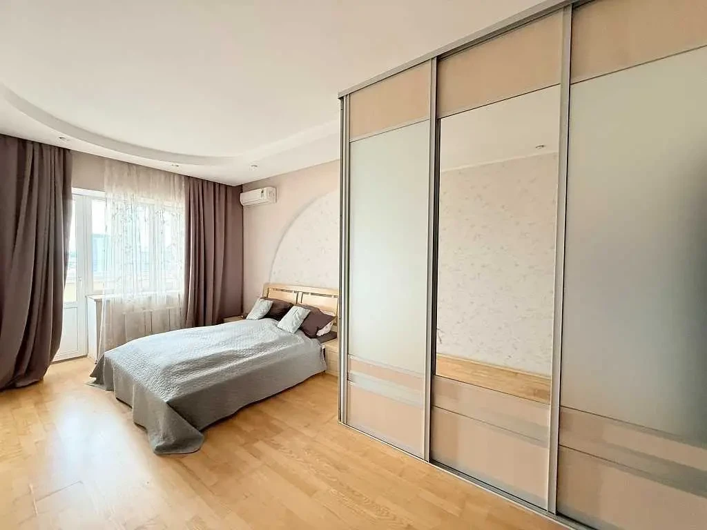 3-к квартира Київ, Шевченківський, В'ячеслава Чорновола 25 5