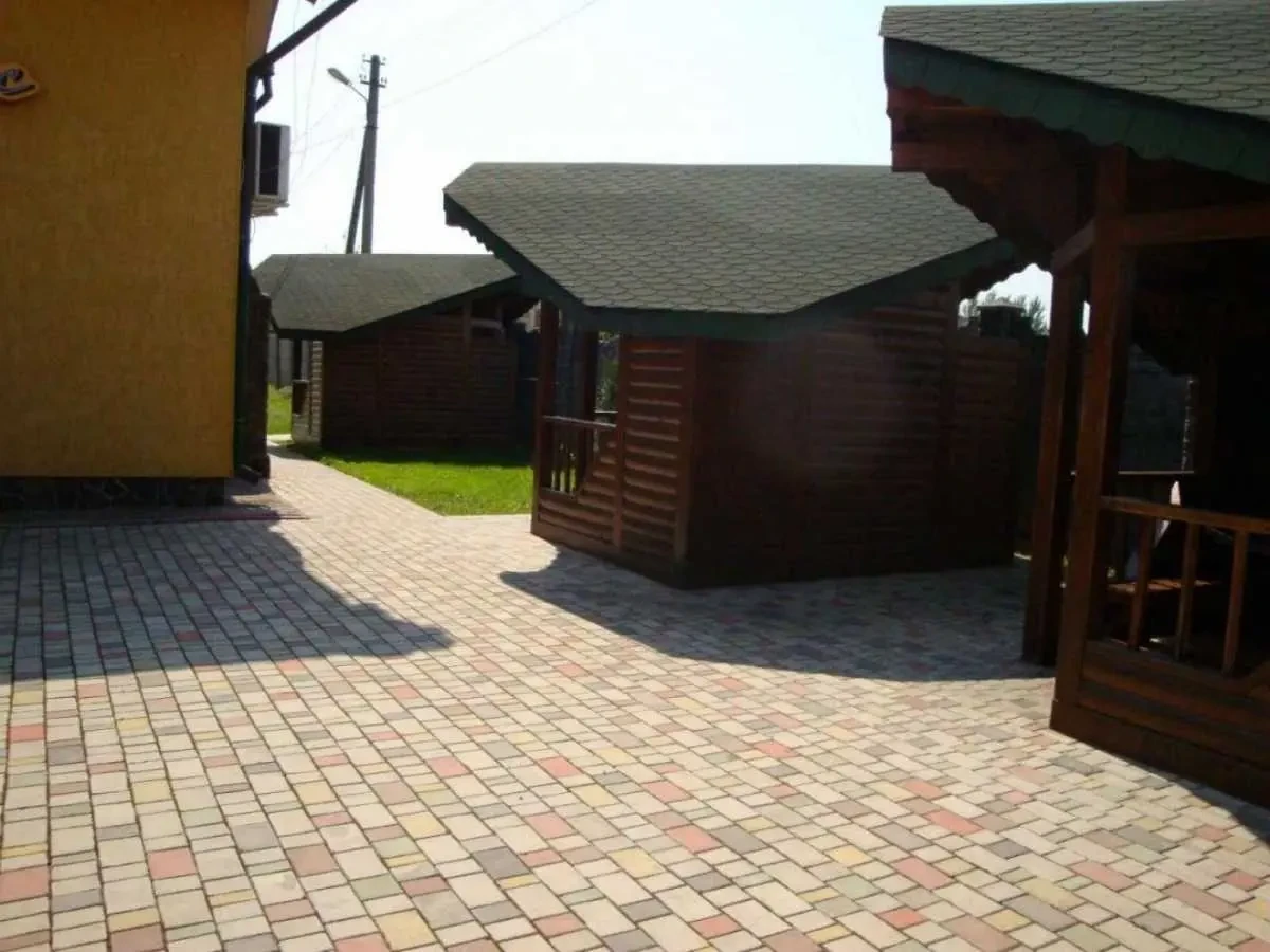 готель Яворівський, Глиниці, Львівська 15