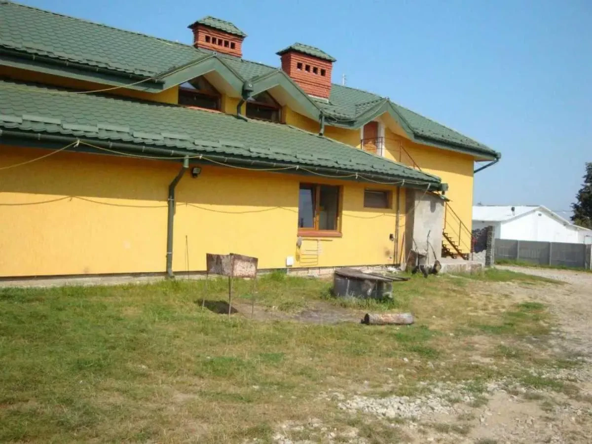 готель Яворівський, Глиниці, Львівська 6