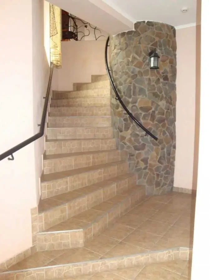 готель Яворівський, Глиниці, Львівська 9