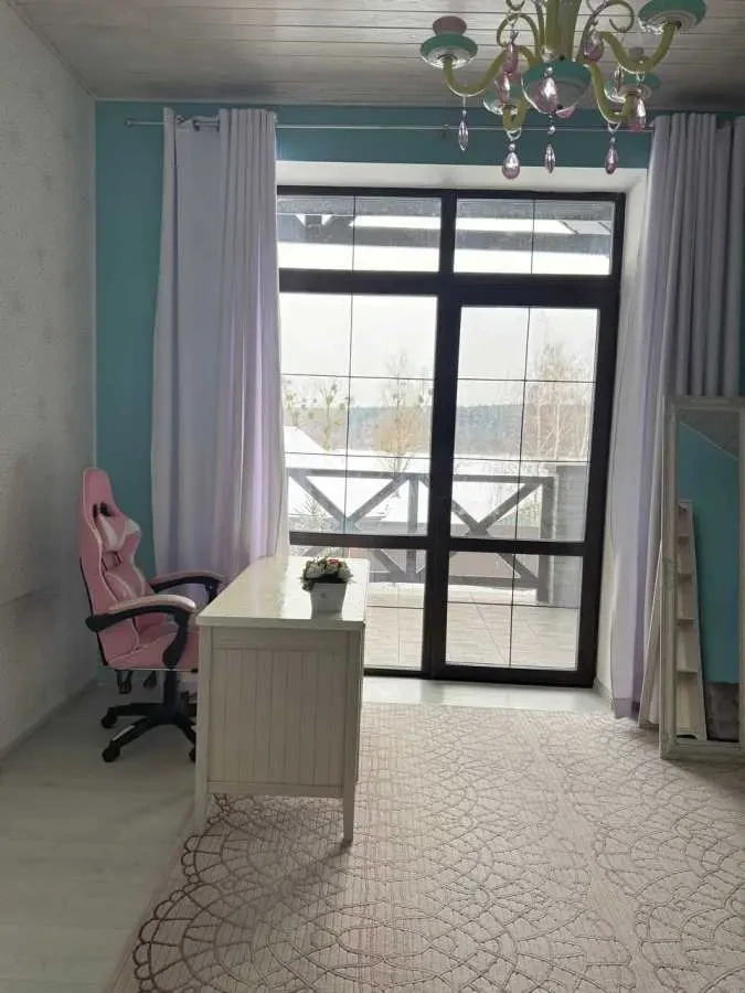 4-к будинок Обухівський, Круглик, Озерна 18