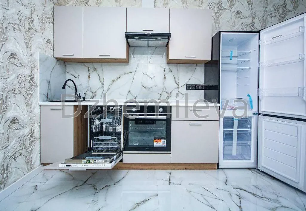 Продаж однокімнатна квартира ЖК Варшавський 3 євроремонт 2