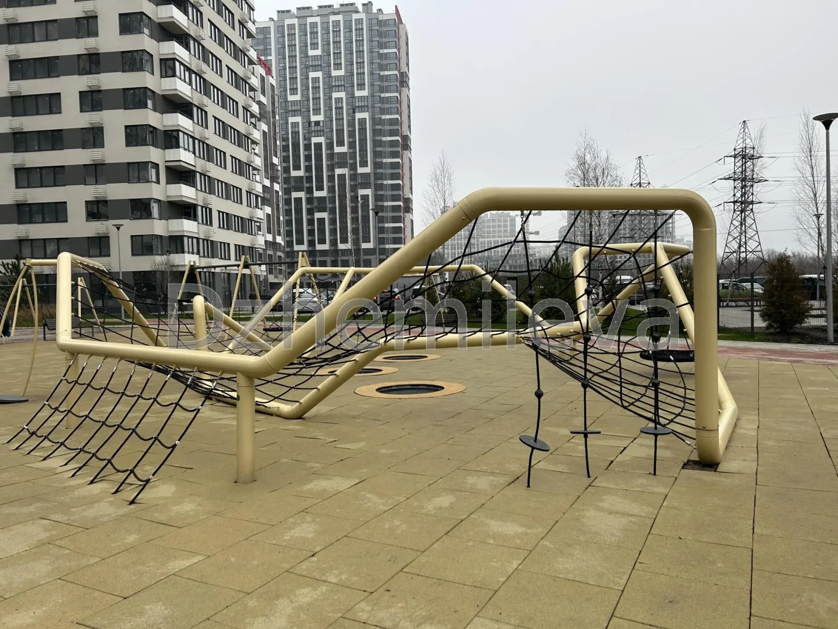 44м2 Варшавський 3 Продам нова 1к квартира буд 10,5 Генератор Укриття 5