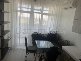 Оренда 69 м² в ЖК Панорама на Печерську: Автономність, Стиль, Центр