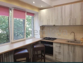 Продаж 1к квартира Печерськ цегла 3 поверх євроремонт