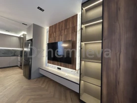 Оренда нова простора квартира Варшавський Плюс Київ Укриття Генератор