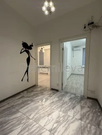 Довгострокова оренда 45м2 ЖК Варшавський мікрорайон Генератор 1 поверх