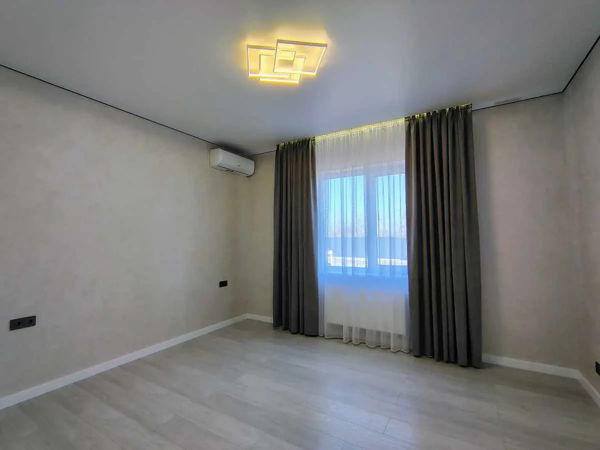 4-к будинок Фастівський, Путрівка, Весняна 18