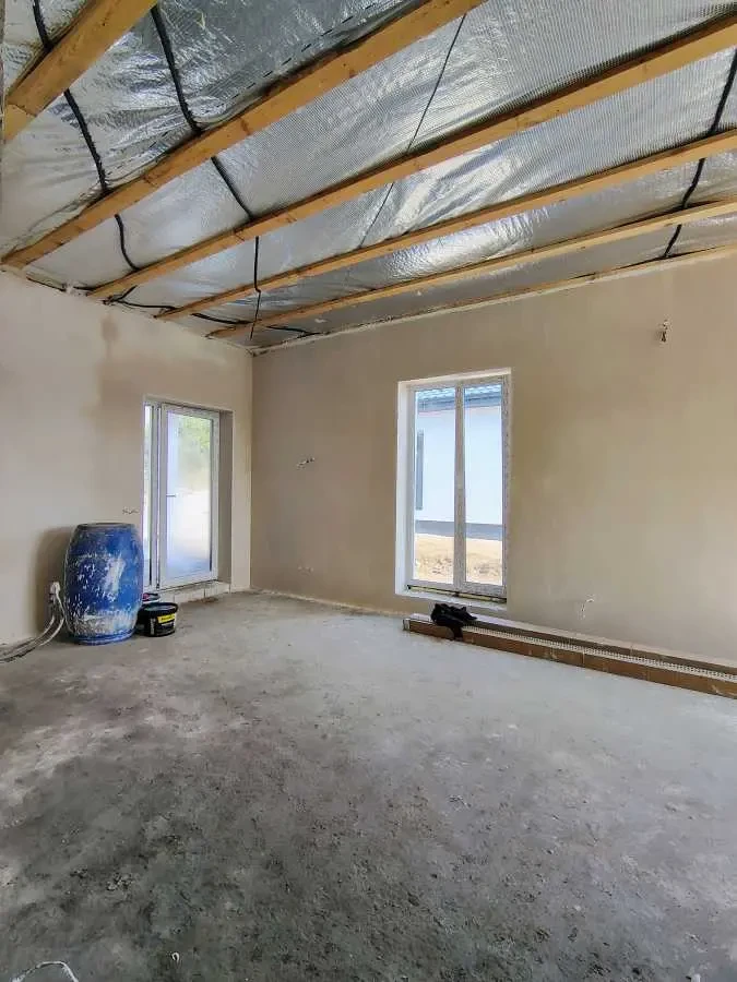 3-к будинок Фастівський, Путрівка, Короленка 13