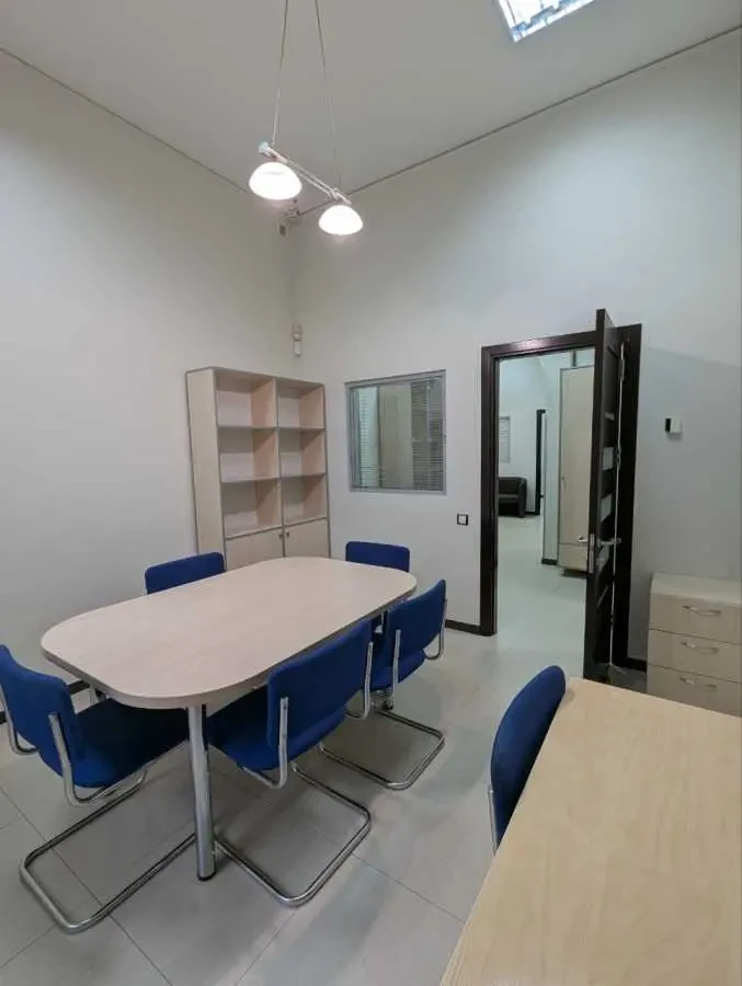 офісне приміщення Київ, Печерський, Шота Руставелі 1 12