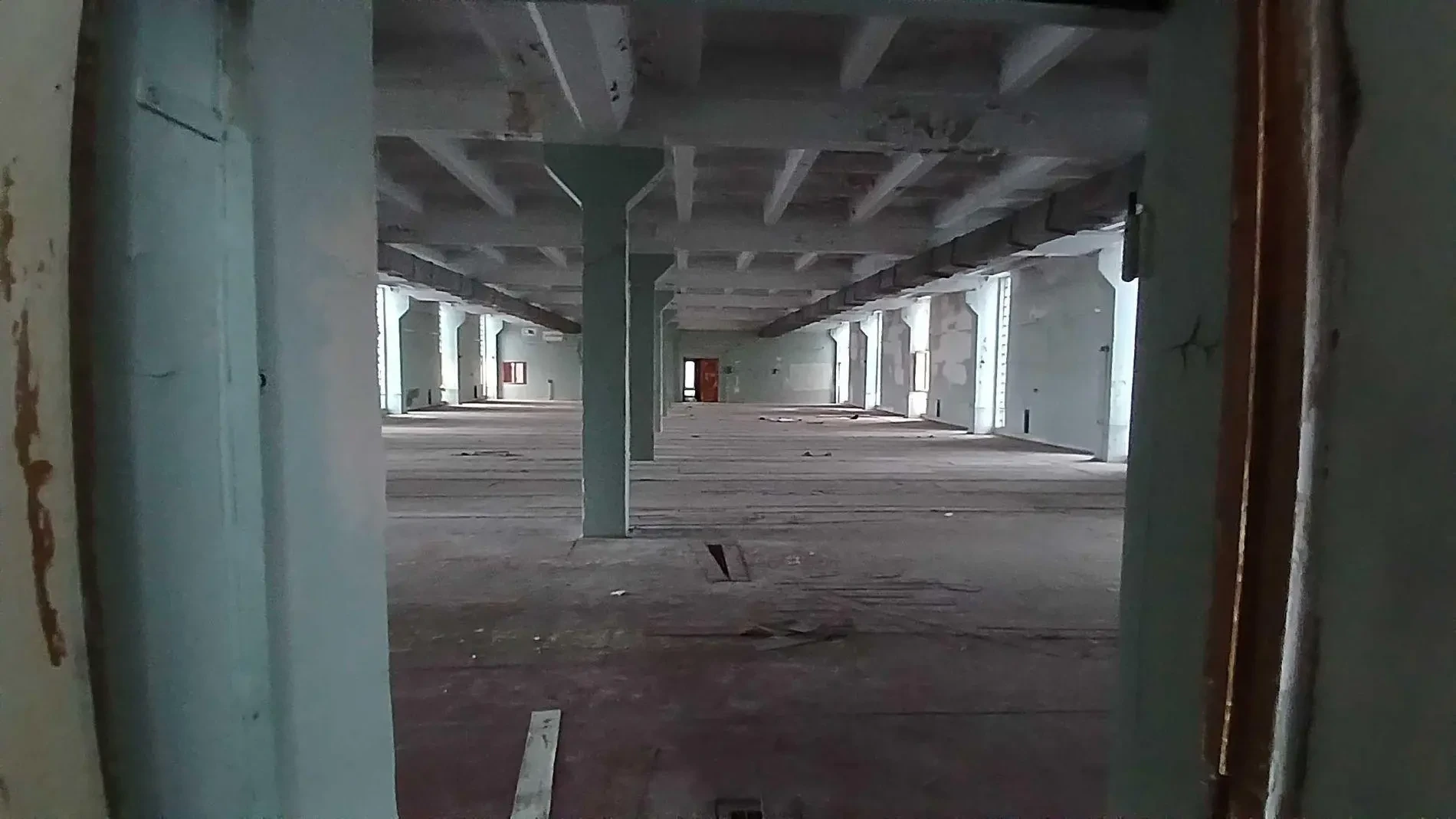 Сдам помещение свободного назначения Київ, Салютна вул. 5