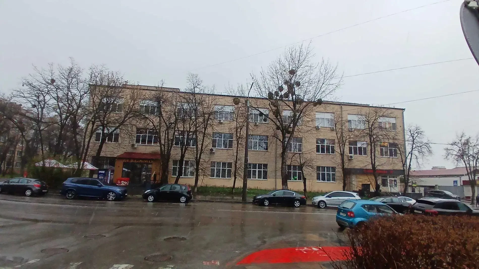 Сдам помещение свободного назначения Київ, Салютна вул. 2