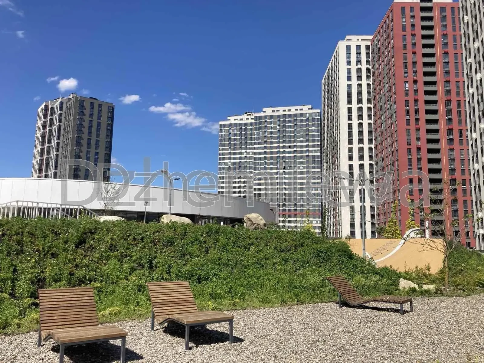 Продаж двокімнатна квартира 76 м2 ЖК Варшавський Плюс Київ