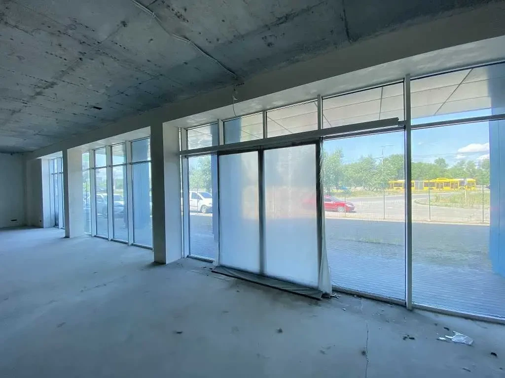 приміщення, будівлі Київ, Дніпровський, Романа Шухевича 8