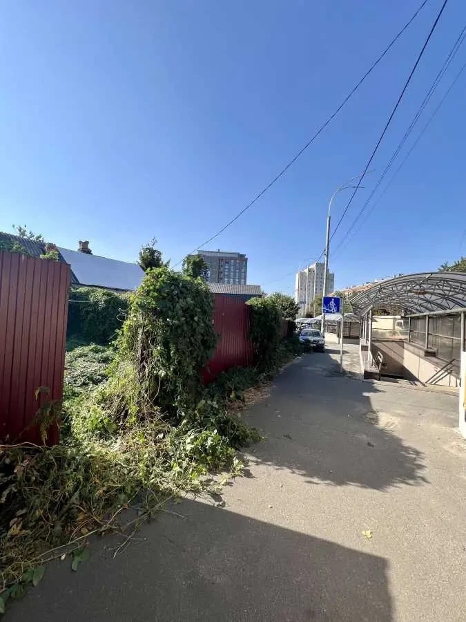 ділянка під житлову забудову Київ, Голосіївський, Валерія Лобановськ.. 8