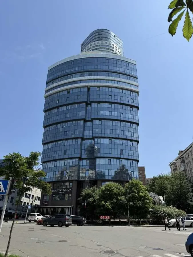 торгові площі Київ, Печерський, Кловський 7А 2