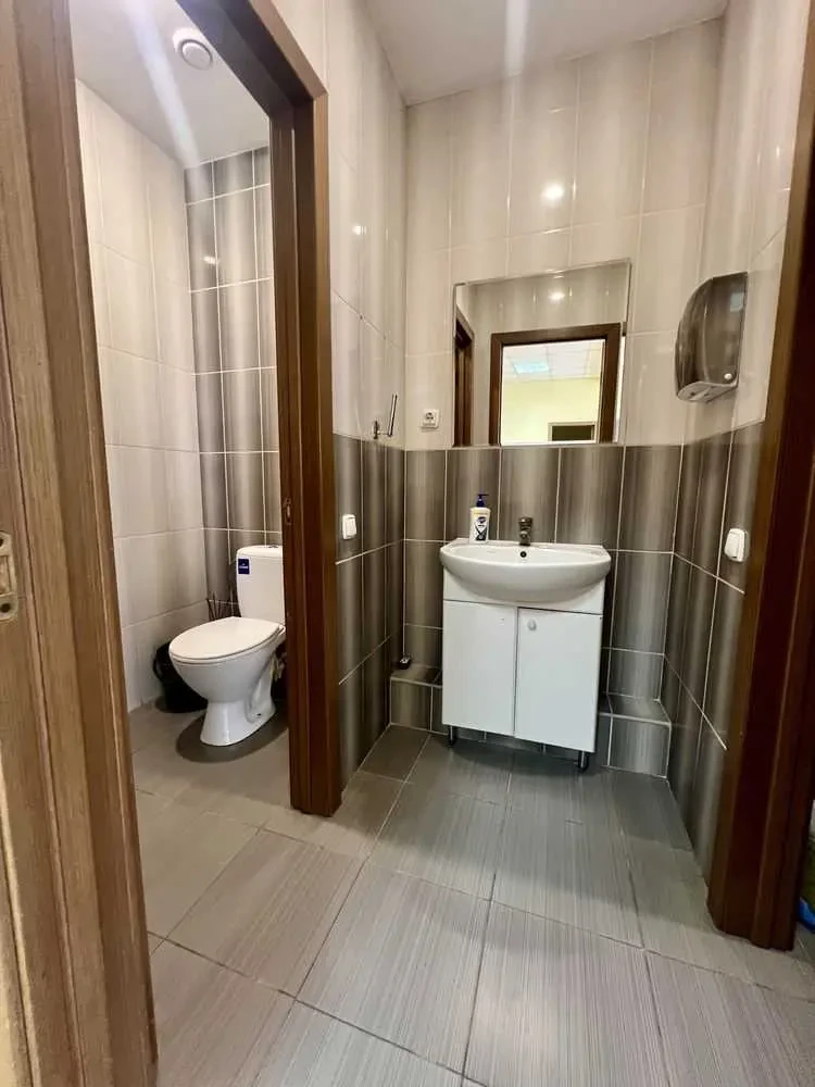 офісне приміщення Київ, Подільський, Нижній Вал 15 12