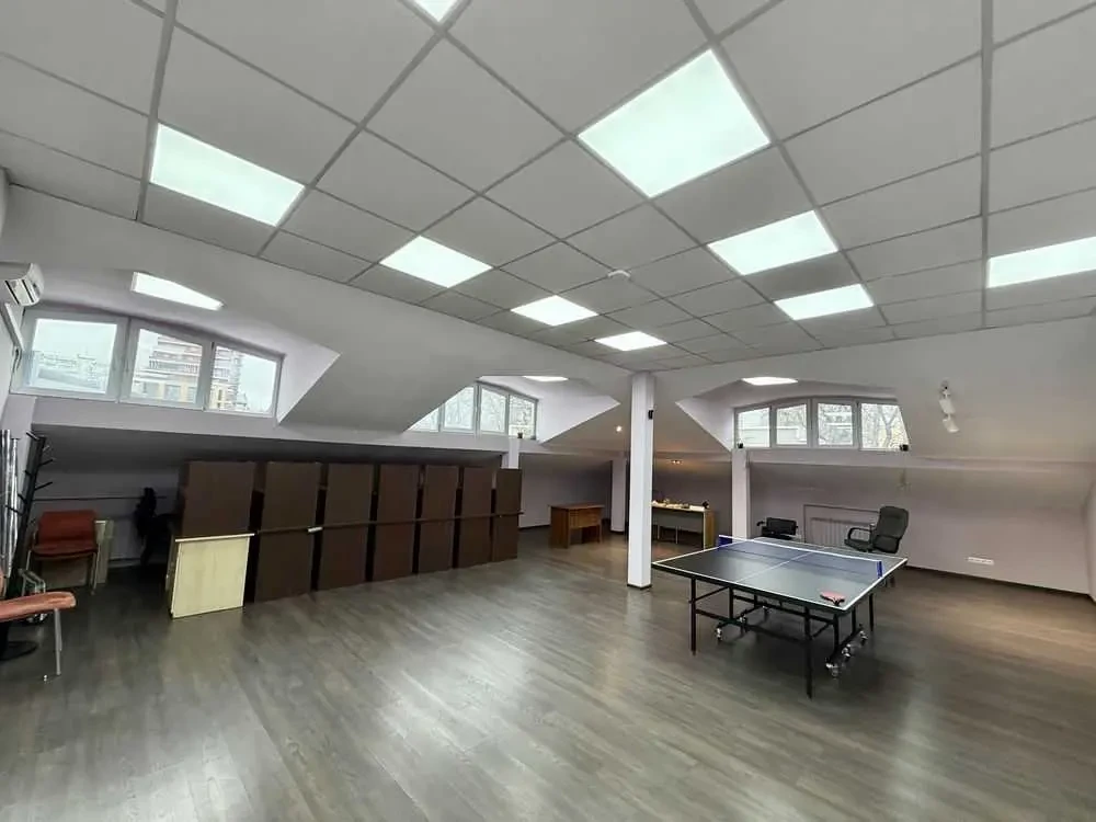 офісна будівля Київ, Шевченківський, Глибочицька 40