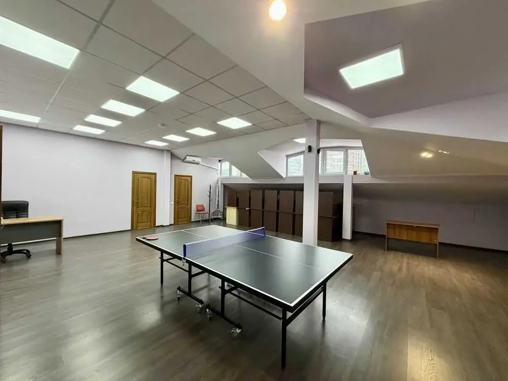 офісна будівля Київ, Шевченківський, Глибочицька 40 3