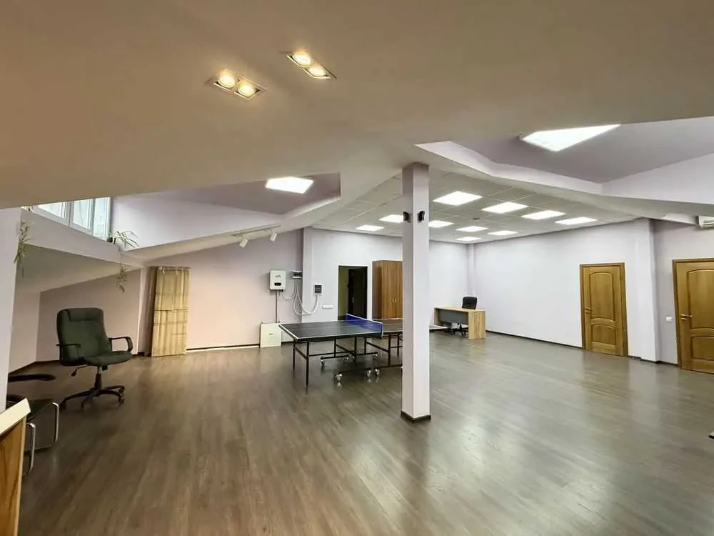 офісна будівля Київ, Шевченківський, Глибочицька 40 4