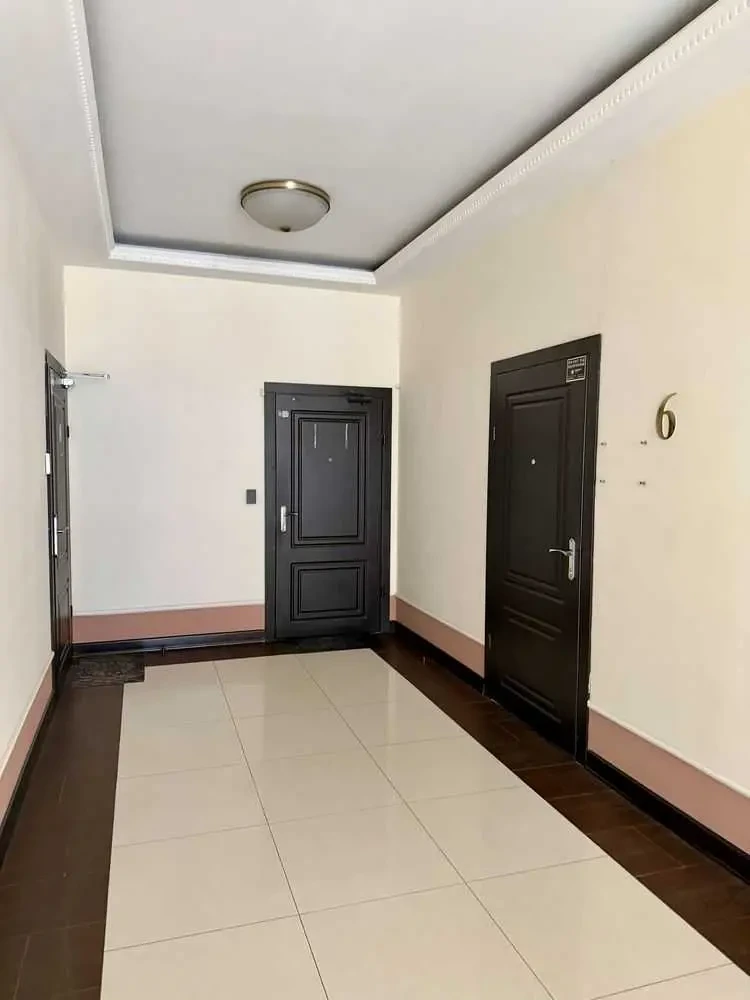 офісна будівля Київ, Шевченківський, Глибочицька 40 11