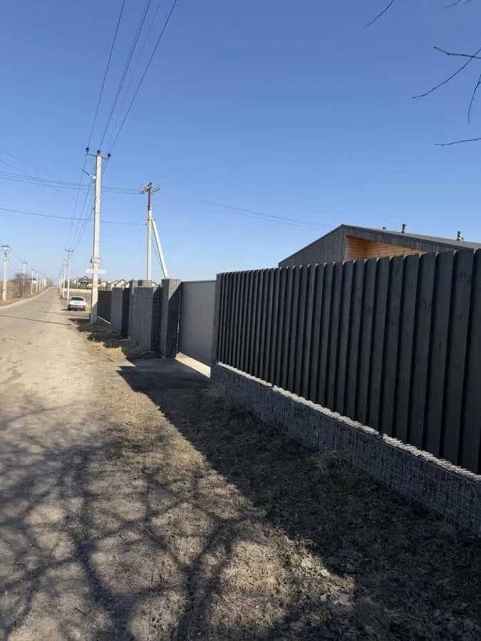 4-к будинок Бориспільський, Безуглівка, Березова 11