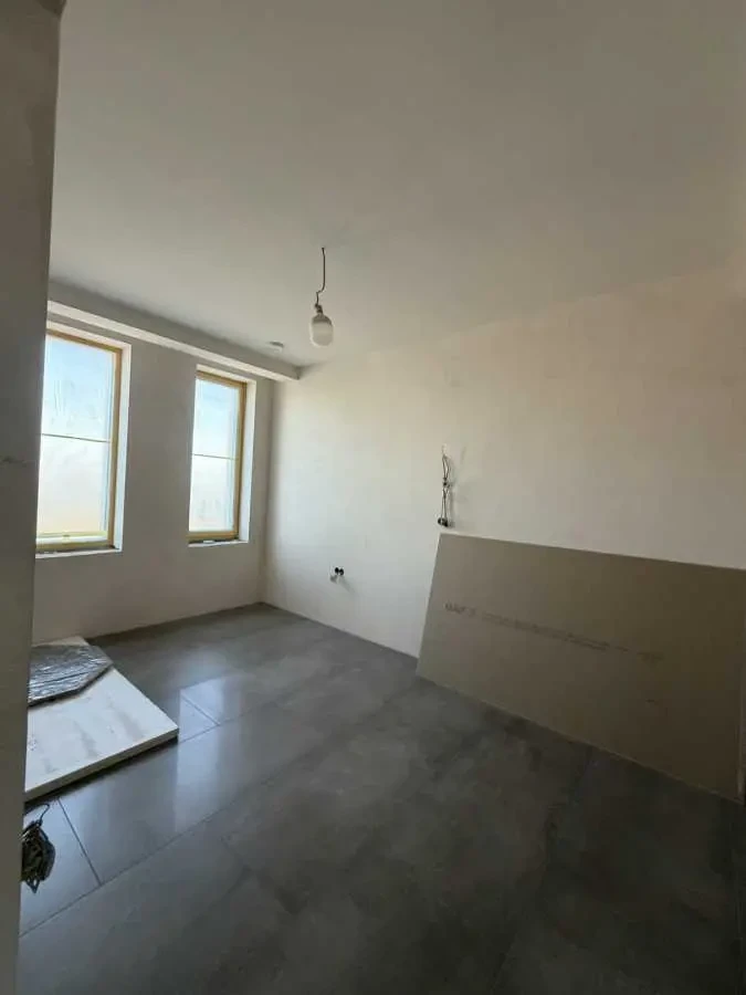 4-к будинок Бориспільський, Безуглівка, Березова 14