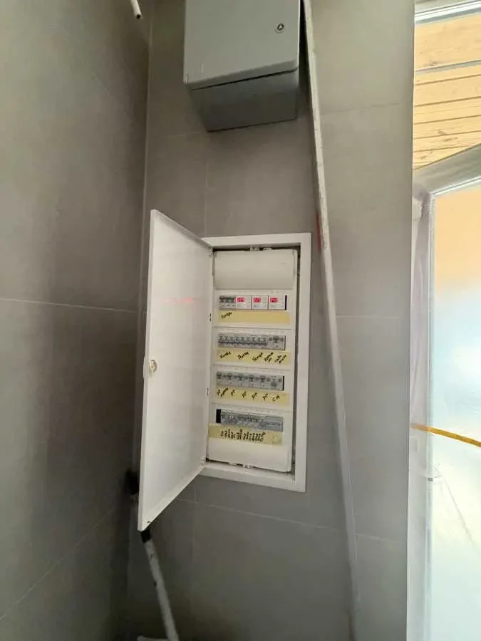 4-к будинок Бориспільський, Безуглівка, Березова 6