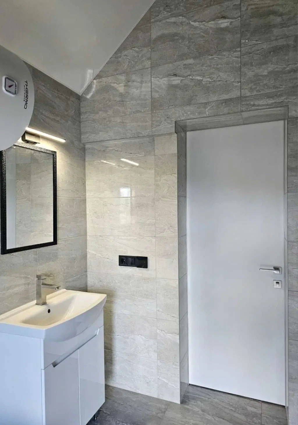 2-к квартира Дніпро, Шевченківський, Тунельна 3