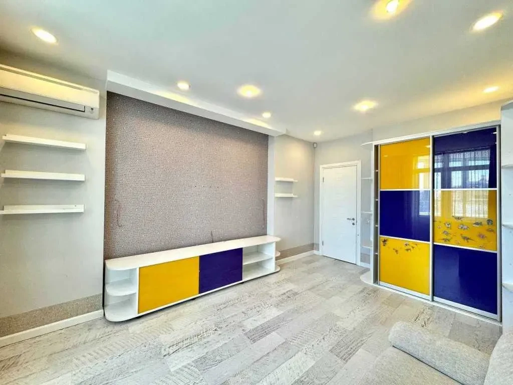 3-к квартира Київ, Дарницький, Урлівська 40 10