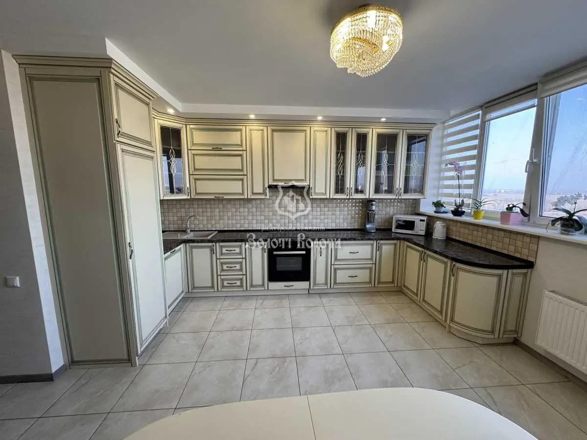 3-к квартира Фастівський, Боярка, Білогородська вул. 51 2