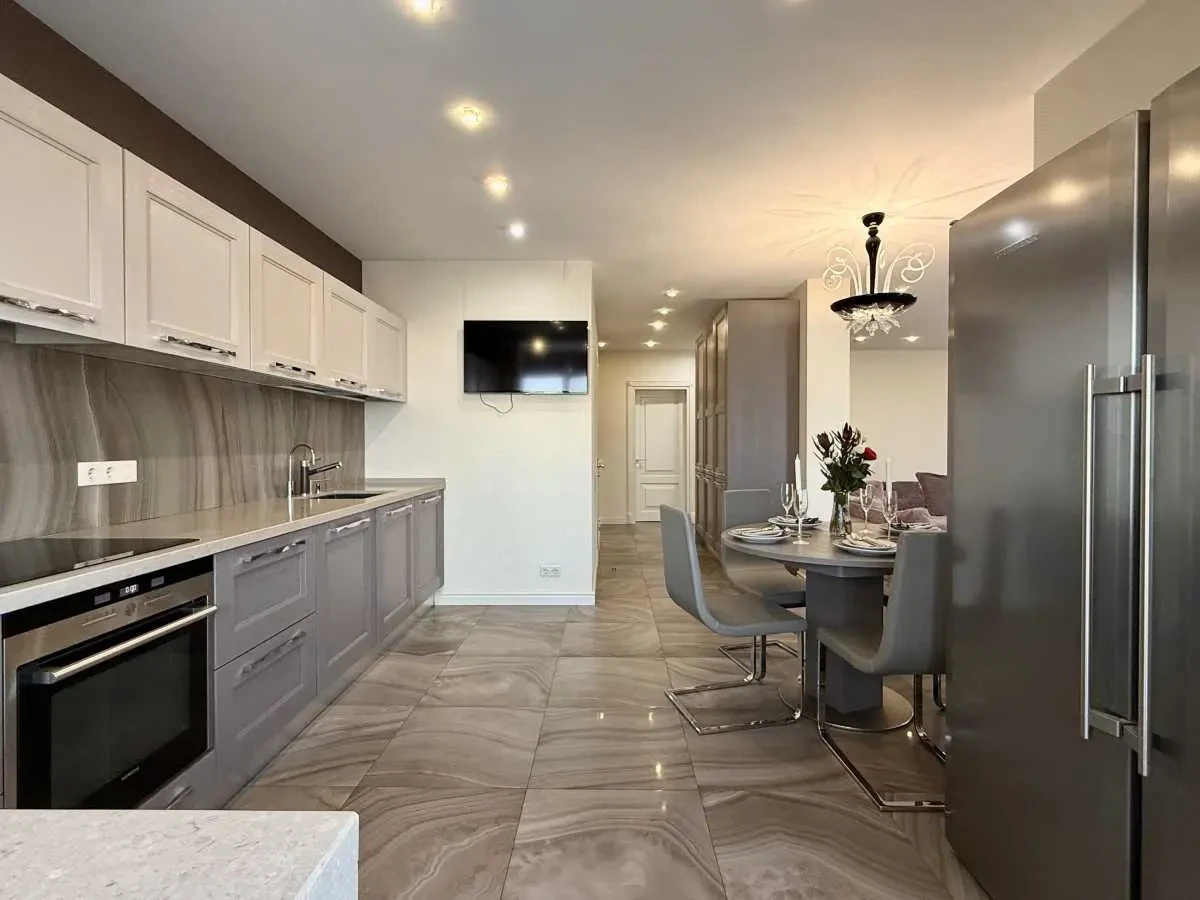 3-к квартира Київ, Голосіївський, Голосіївський 30Б 2