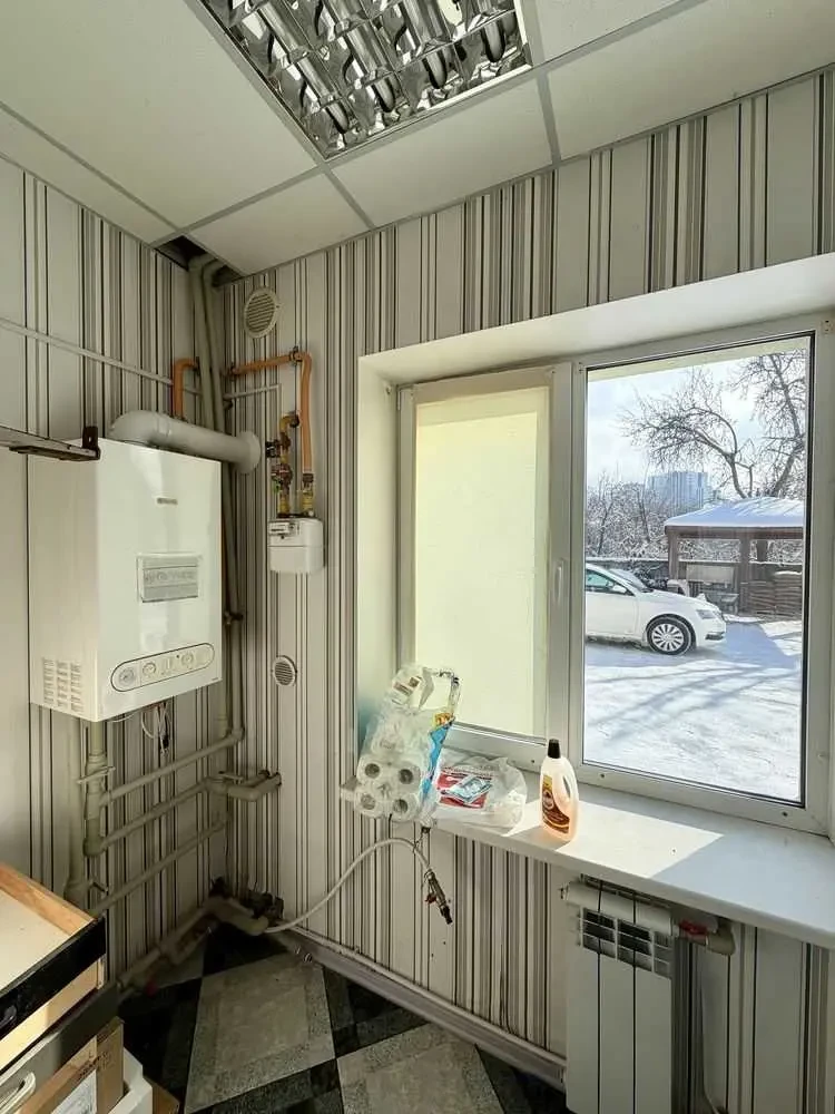 приміщення, будівлі Київ, Шевченківський, Тропініна 4Б 21