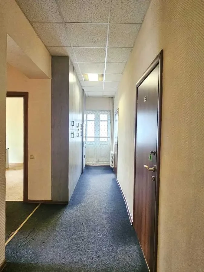 офісна будівля Київ, Печерський, Іоанна Павла ІІ 10